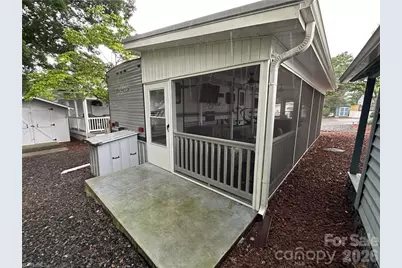 107 Pine Street, New London, NC 28127 - Photo 23