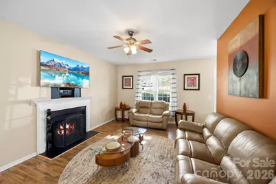 624 Cliffs Inn Circle, Charlotte, NC 28214 - Photo 3