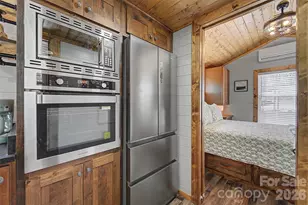 122 Mountain Breeze Rdg, Scaly Mountain, NC 28775 - Photo 21