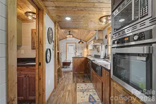 122 Mountain Breeze Rdg, Scaly Mountain, NC 28775 - Photo 17
