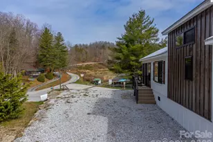 122 Mountain Breeze Rdg, Scaly Mountain, NC 28775 - Photo 29