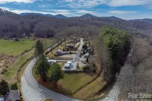 122 Mountain Breeze Rdg, Scaly Mountain, NC 28775 - Photo 31