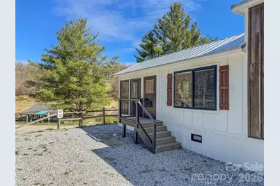 122 Mountain Breeze Ridge, Scaly Mountain, NC 28775 - Photo 7