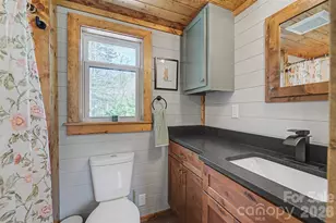 122 Mountain Breeze Rdg, Scaly Mountain, NC 28775 - Photo 19