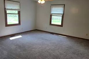 109 Bonnie Ln, Statesville, NC 28625 - Photo 17