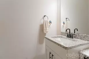 318 N Avon St, Gastonia, NC 28054 - Photo 19