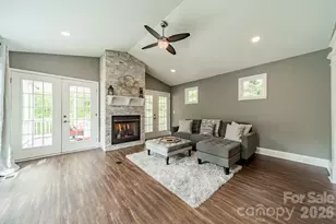 5619 Linda Vista Ln, Charlotte, NC 28216 - Photo 15
