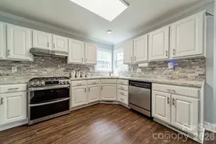 5619 Linda Vista Ln, Charlotte, NC 28216 - Photo 9