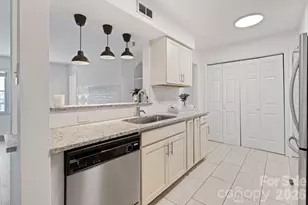 3505 Colony Crossing Dr, Charlotte, NC 28210 - Photo 17