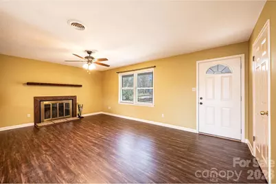 4367 Vine Arbor Drive, Hickory, NC 28602 - Photo 13