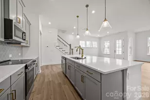 7426 Westrow Ave, Charlotte, NC 28278 - Photo 11