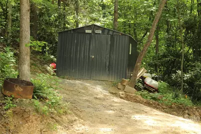 204 Minerva Drive #11, Waynesville, NC 28785 - Photo 17