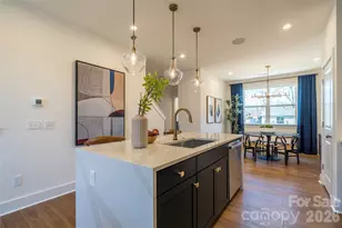 4012 Cue Ct, Charlotte, NC 28205 - Photo 5