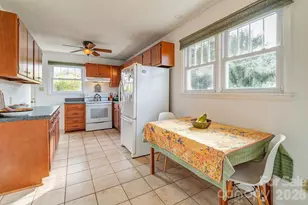 437 Onteora Blvd, Asheville, NC 28803 - Photo 11