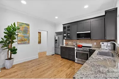 1001 Parkwood Avenue, Charlotte, NC 28205 - Photo 11
