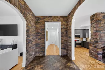 1001 Parkwood Avenue, Charlotte, NC 28205 - Photo 3