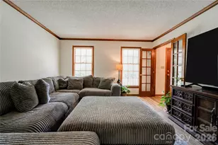 203 Carolina Dr, Cherryville, NC 28021 - Photo 7