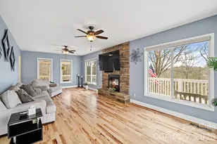 36 Ivy Cove Rd, Fairview, NC 28730 - Photo 5