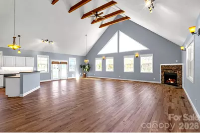 291 N Crab Meadow Drive, Hendersonville, NC 28739 - Photo 3