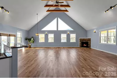 291 N Crab Meadow Drive, Hendersonville, NC 28739 - Photo 5