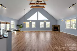 291 N Crab Meadow Dr, Hendersonville, NC 28739 - Photo 5