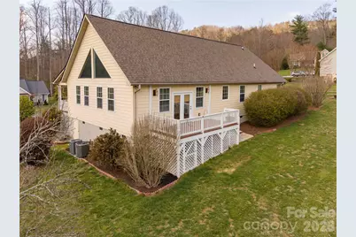 291 N Crab Meadow Drive, Hendersonville, NC 28739 - Photo 29