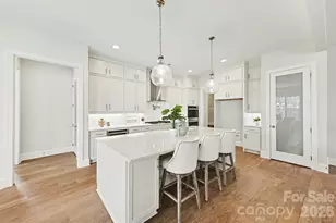 106 Windbluff Ct, Statesville, NC 28677 - Photo 11