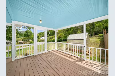 309 Hillside Drive, Burnsville, NC 28714 - Photo 3