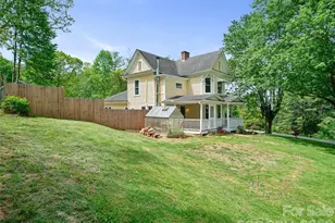 309 Hillside Dr, Burnsville, NC 28714 - Photo 31