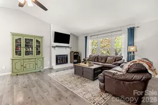 8919 W Meadow Ridge Rd, Fort Mill, SC 29707 - Photo 7