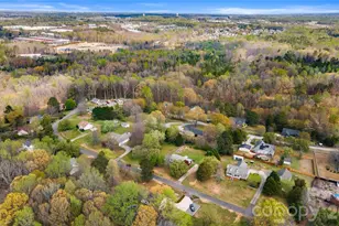 8919 W Meadow Ridge Rd, Fort Mill, SC 29707 - Photo 35