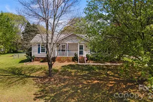 8919 W Meadow Ridge Rd, Fort Mill, SC 29707 - Photo 5