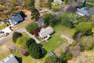 8919 W Meadow Ridge Rd, Fort Mill, SC 29707 - Photo 39