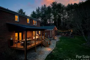 885 Beverly Cir NE, Lenoir, NC 28645 - Photo 3