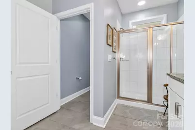 515 Fox Cove Road, Hendersonville, NC 28792 - Photo 33