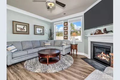 515 Fox Cove Road, Hendersonville, NC 28792 - Photo 27