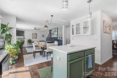 2438 Dewey Creek Lane, Charlotte, NC 28216 - Photo 7