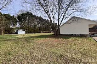 153 White Tail Ct, Lexington, NC 27292 - Photo 3