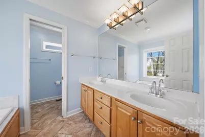 2410 27th Avenue Circle NE, Hickory, NC 28601 - Photo 29