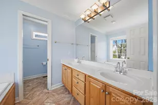 2410 27th Ave Cir NE, Hickory, NC 28601 - Photo 29