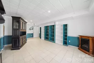 2410 27th Ave Cir NE, Hickory, NC 28601 - Photo 35