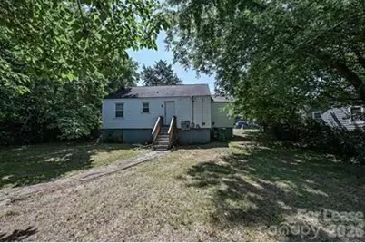 2649 Roslyn Avenue, Charlotte, NC 28208 - Photo 17