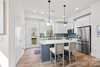 3225 Zenith Lane, Charlotte, NC 28205 - Photo 5