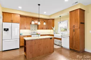 45 Verde Dr, Asheville, NC 28806 - Photo 7