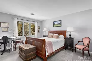 521 Crowfields Ln, Asheville, NC 28803 - Photo 23