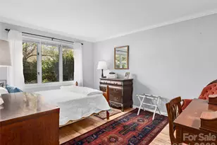 521 Crowfields Ln, Asheville, NC 28803 - Photo 13