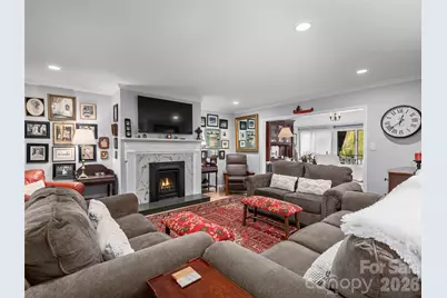 521 Crowfields Lane, Asheville, NC 28803 - Photo 3