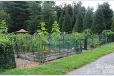 521 Crowfields Lane, Asheville, NC 28803 - Photo 35