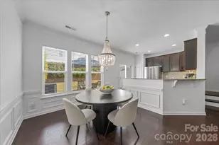 2419 Diplomat Ln, Charlotte, NC 28210 - Photo 11