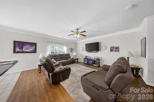 9417 Tavistock Ct, Matthews, NC 28105 - Photo 7